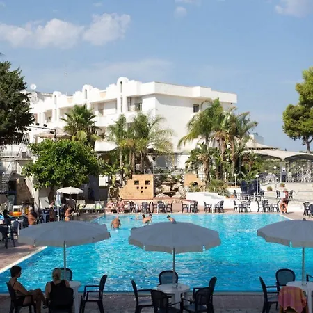 Nicolaus Club Ξενοδοχείο