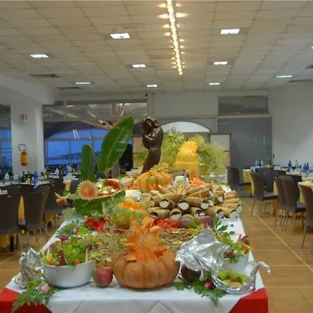Nicolaus Club Ξενοδοχείο 4*